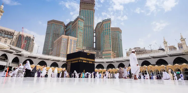 umrah package from lahore